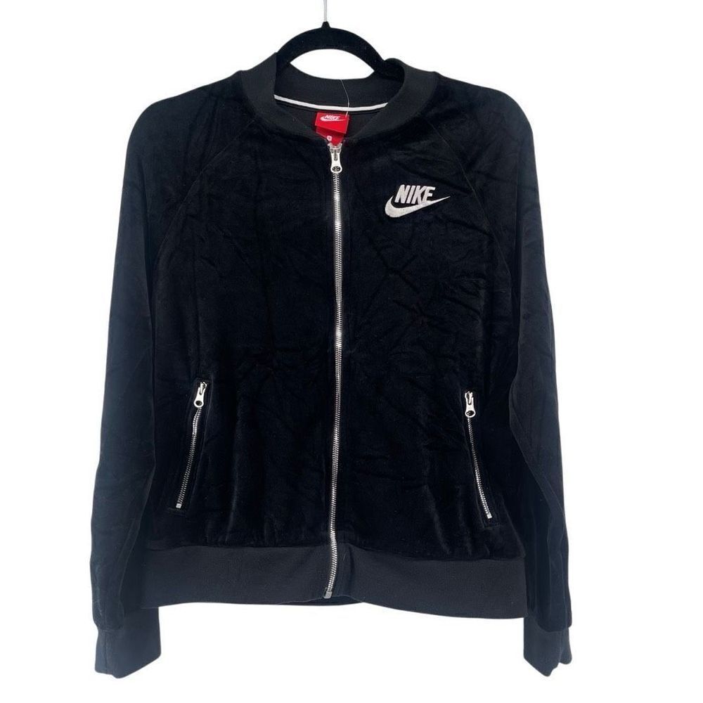 Nike Sportswear Women’s Black/Metallic Silver Full Zip Velour Jacket Small